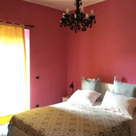 La Tua Oasi Bed & Breakfast Frattamaggiore